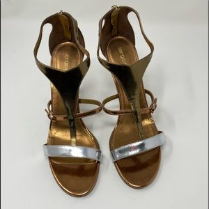 Bronze and silver Dressy Sergio Rossi sandals. Size 40. Zipper up back